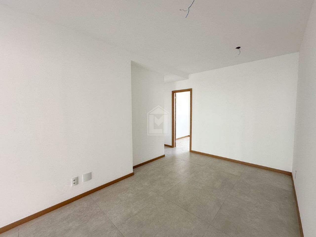 Apartamento à venda com 3 quartos, 93m² - Foto 2