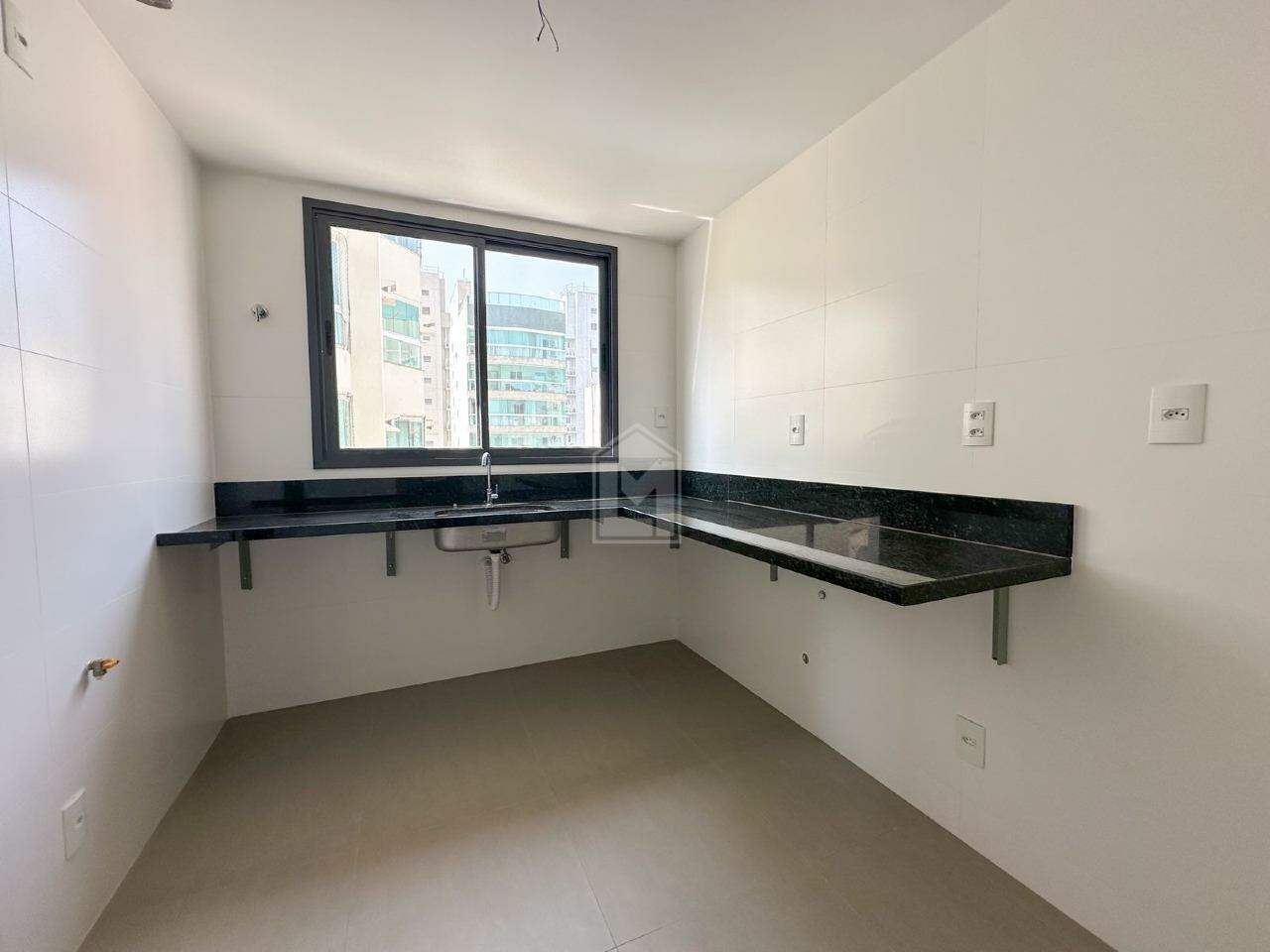 Apartamento à venda com 3 quartos, 93m² - Foto 7