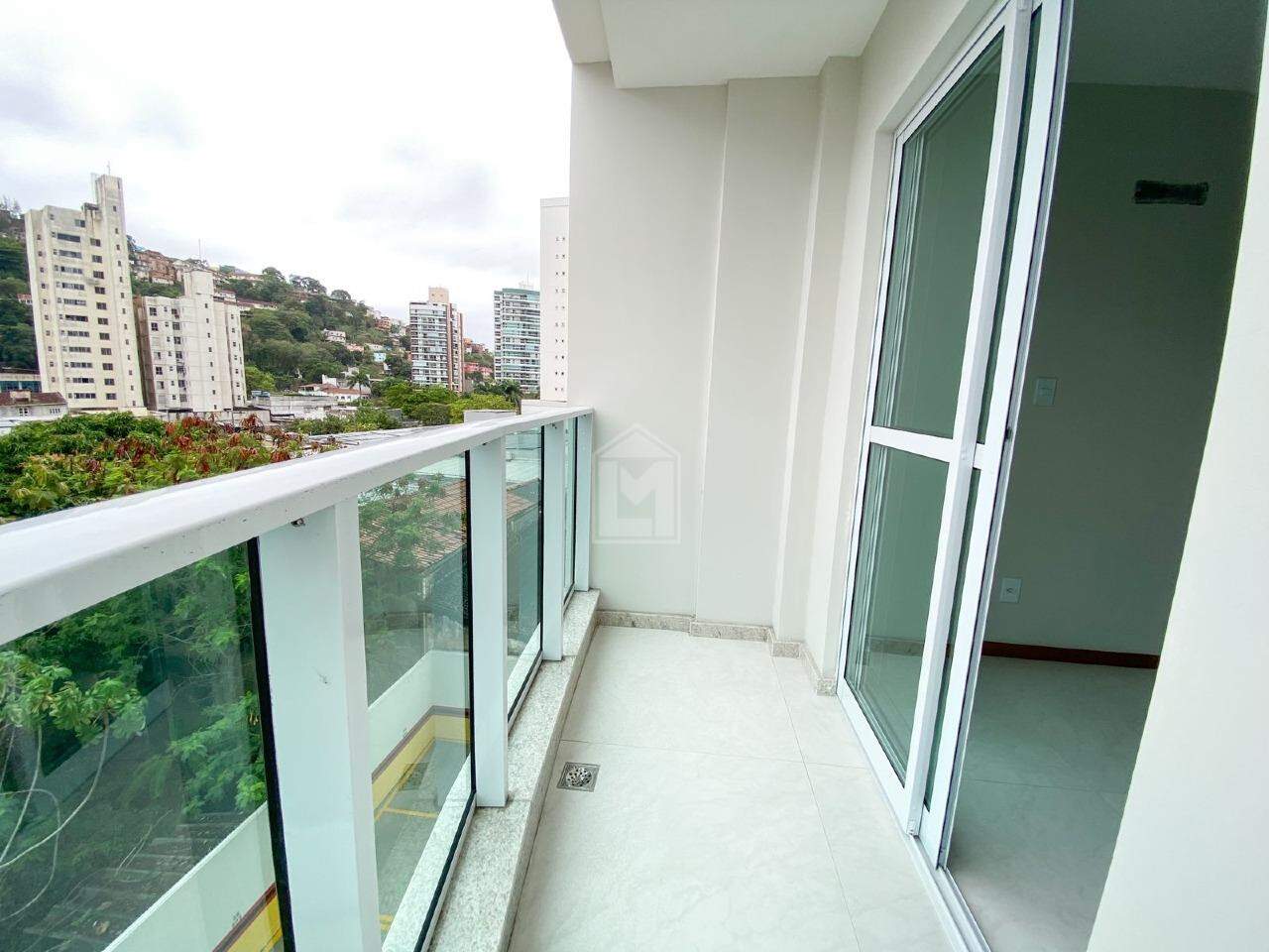 Apartamento à venda com 2 quartos, 81m² - Foto 9