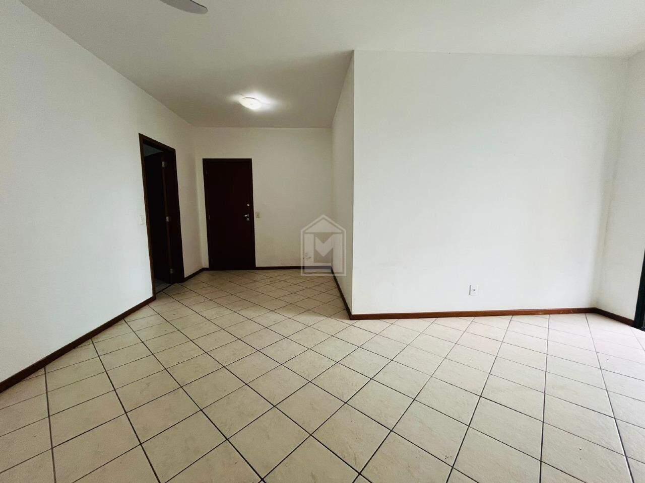 Apartamento à venda com 2 quartos, 60m² - Foto 2