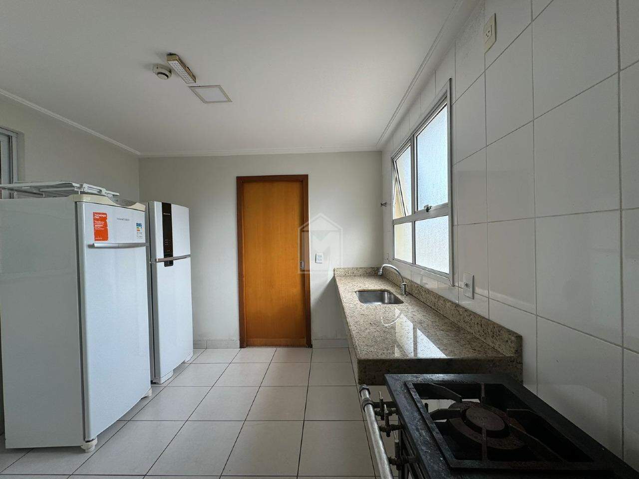 Apartamento à venda com 2 quartos, 76m² - Foto 22