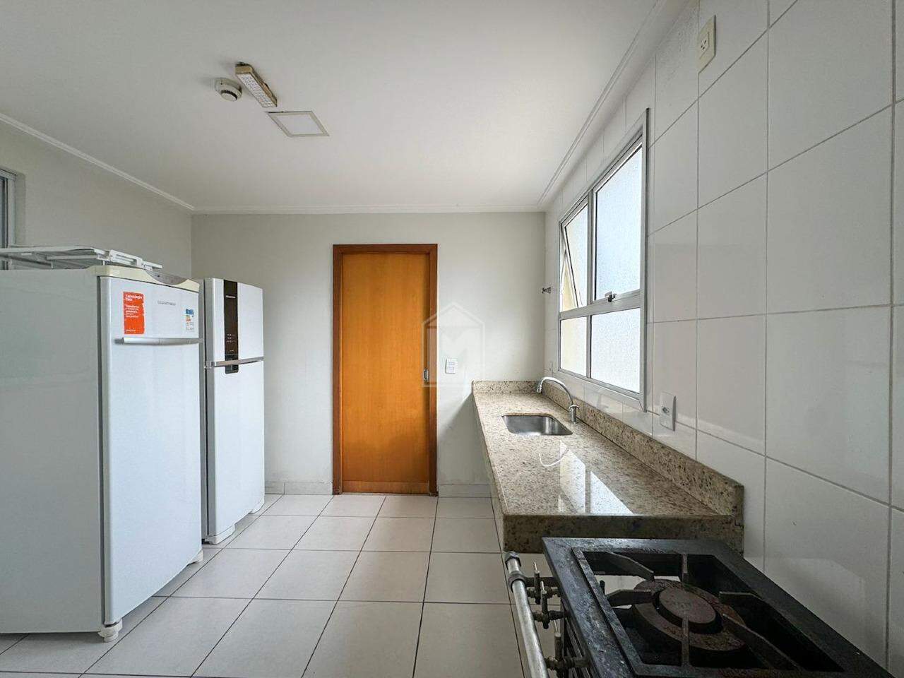 Apartamento à venda com 2 quartos, 76m² - Foto 24