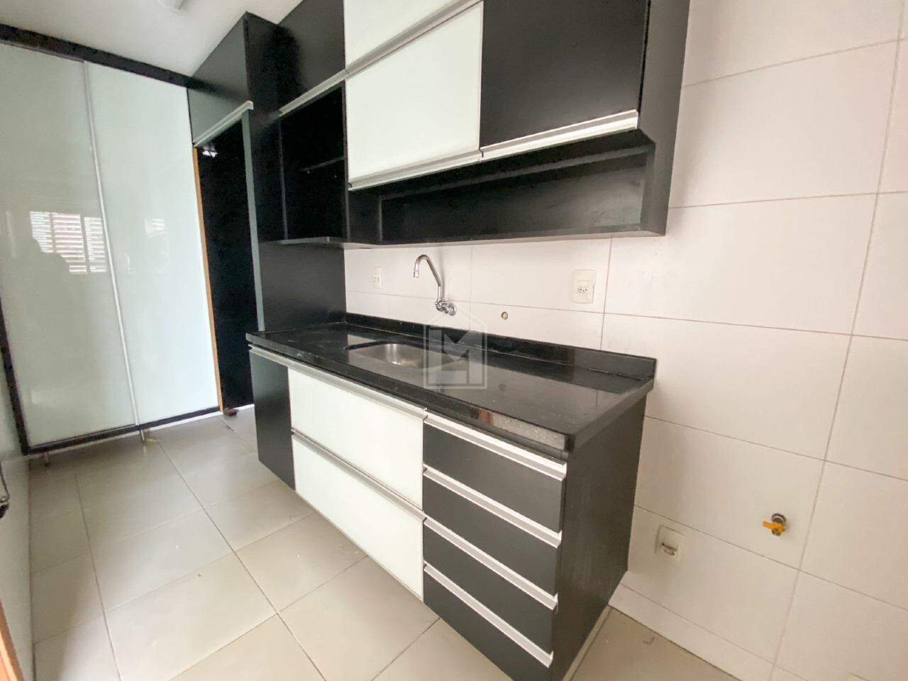 Apartamento à venda com 2 quartos, 76m² - Foto 14