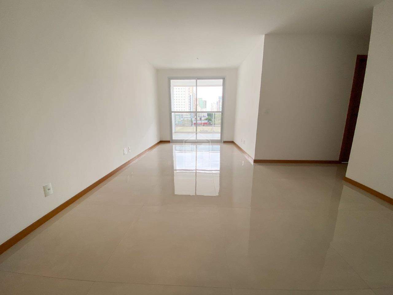 Apartamento à venda com 3 quartos, 100m² - Foto 2