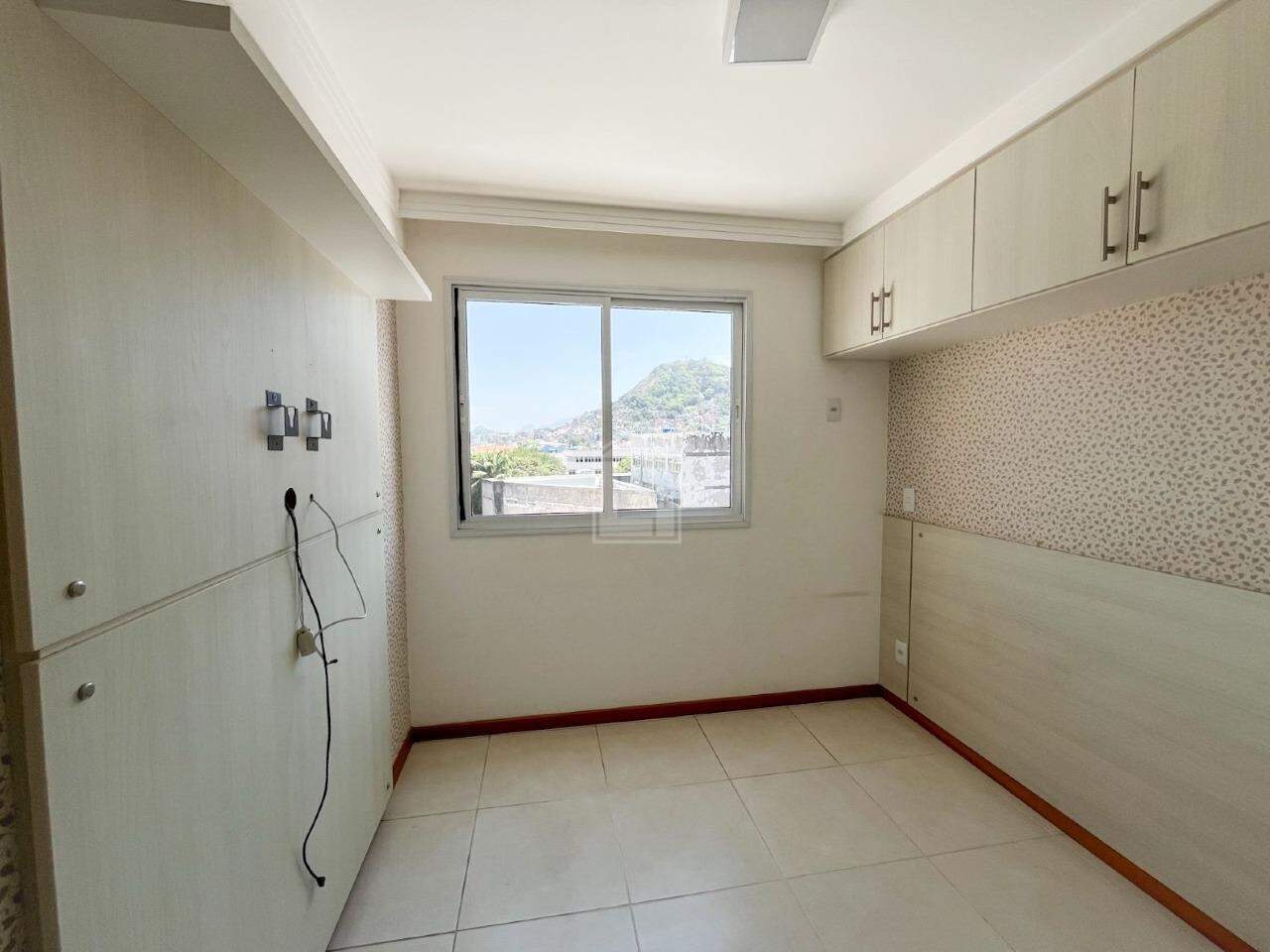 Apartamento para alugar com 2 quartos, 64m² - Foto 9