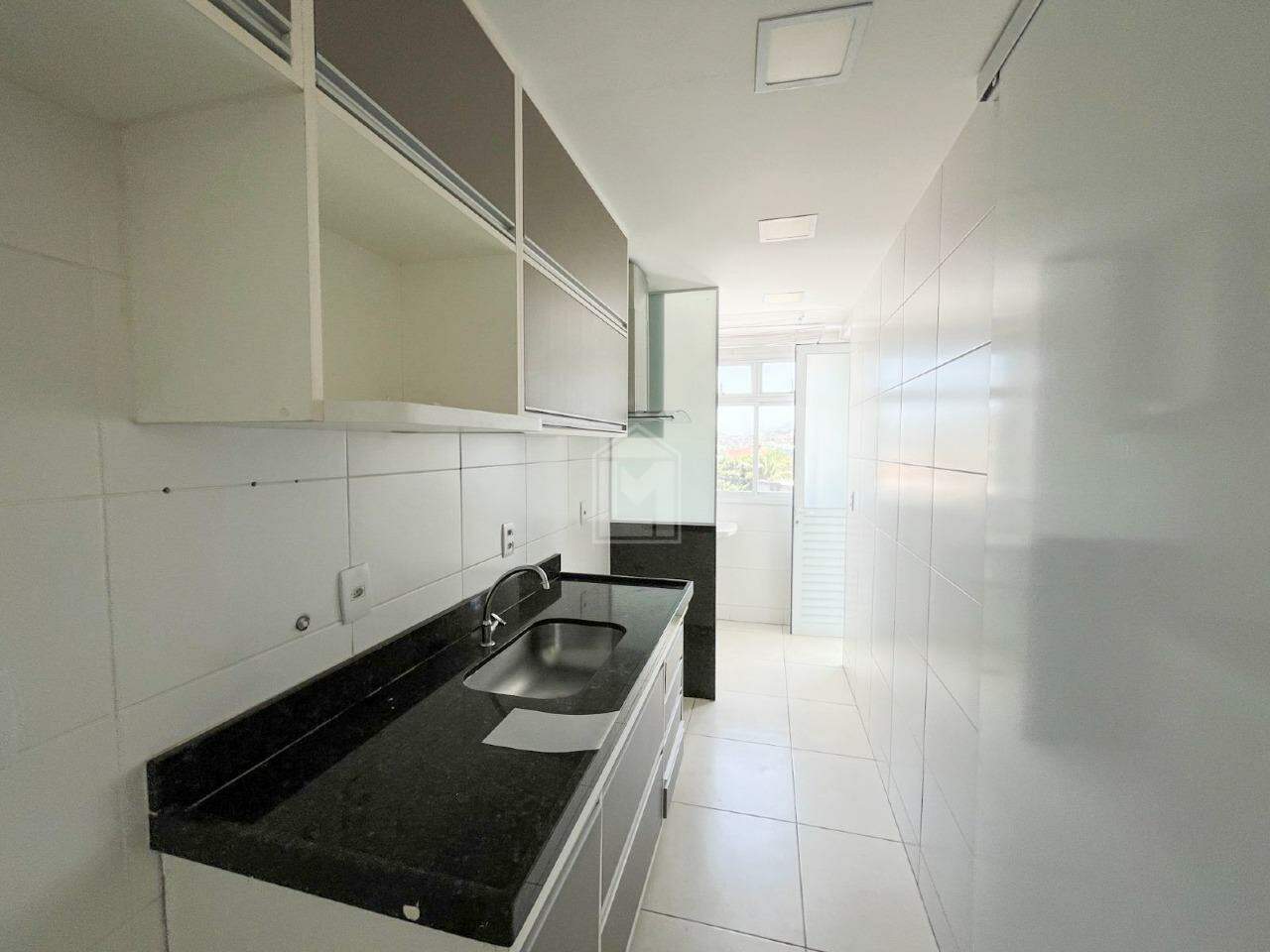 Apartamento para alugar com 2 quartos, 64m² - Foto 13