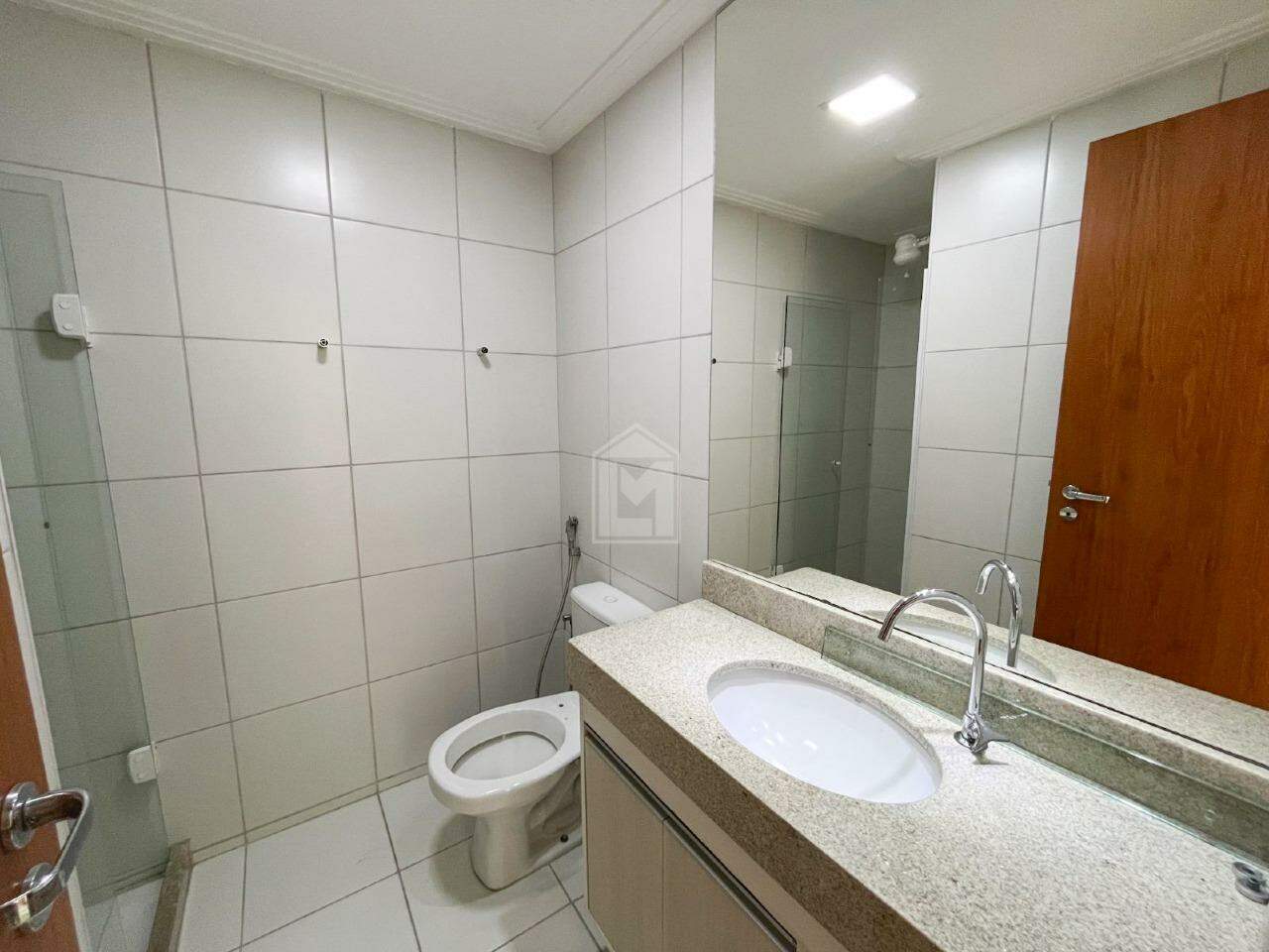 Apartamento para alugar com 2 quartos, 64m² - Foto 17