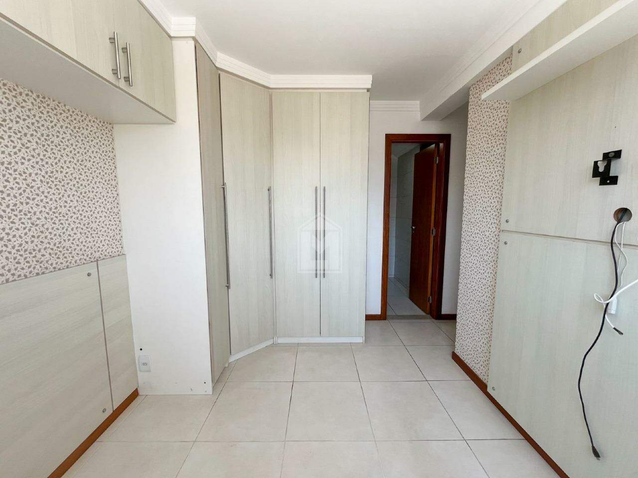 Apartamento para alugar com 2 quartos, 64m² - Foto 10