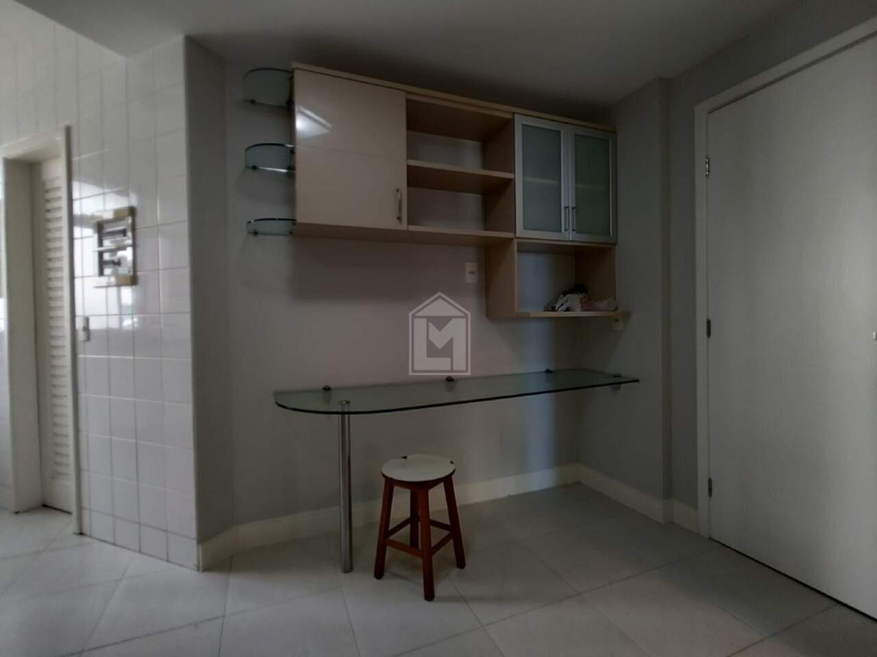 Apartamento para alugar com 4 quartos, 182m² - Foto 15