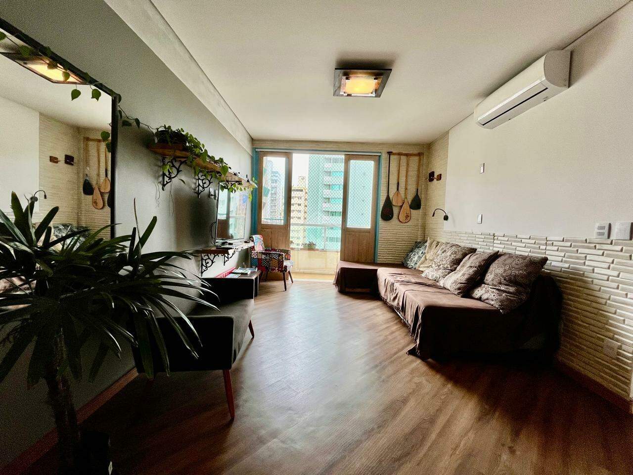 Apartamento à venda com 3 quartos, 100m² - Foto 4