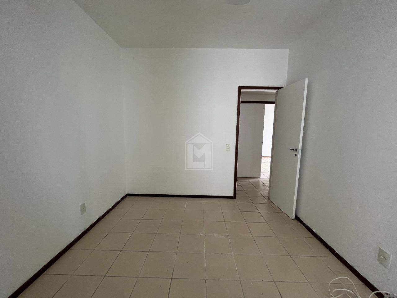 Apartamento para alugar com 3 quartos, 120m² - Foto 3