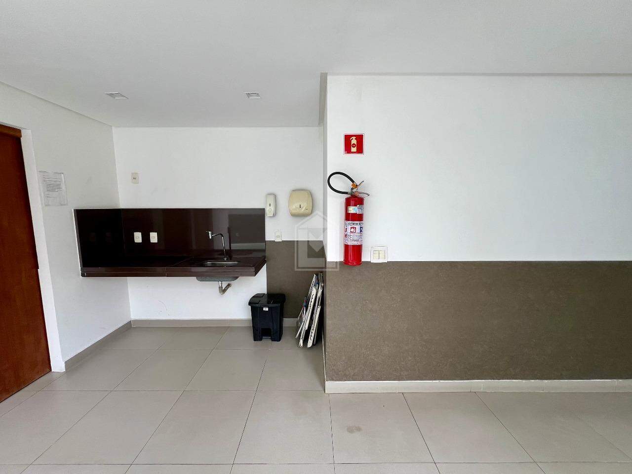 Apartamento à venda com 2 quartos, 64m² - Foto 12