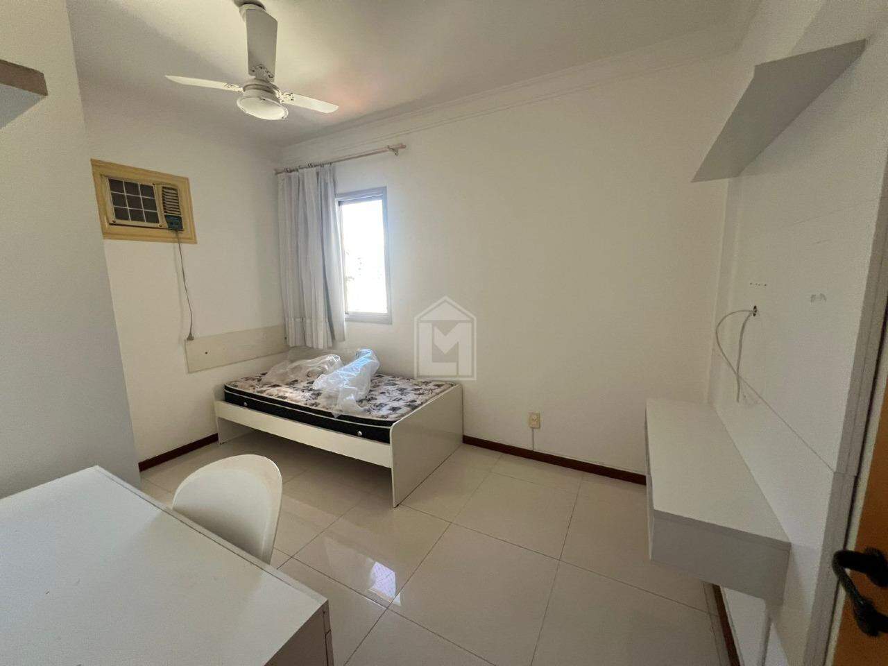 Apartamento para alugar com 3 quartos, 93m² - Foto 7