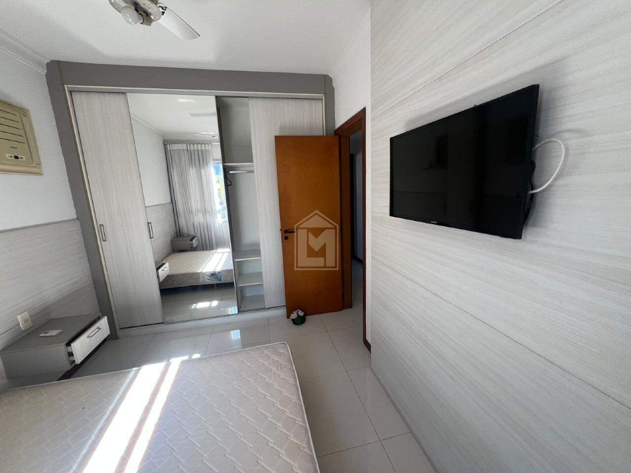 Apartamento para alugar com 3 quartos, 93m² - Foto 5