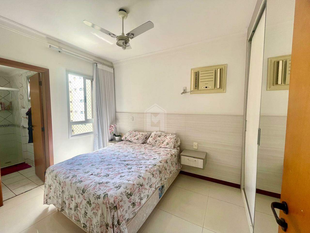 Apartamento para alugar com 3 quartos, 93m² - Foto 13