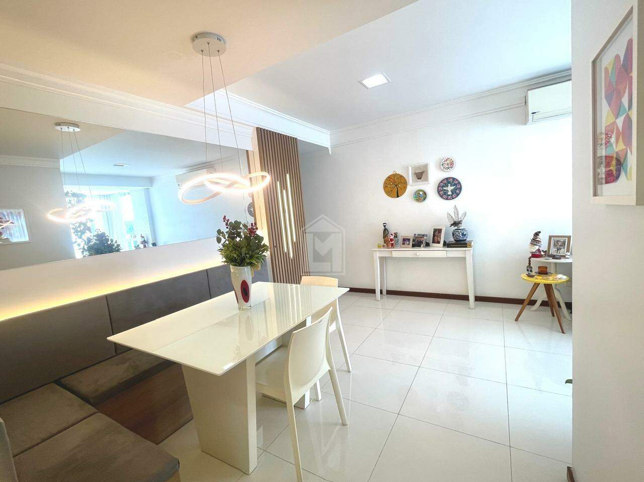 Apartamento para alugar com 3 quartos, 93m² - Foto 7