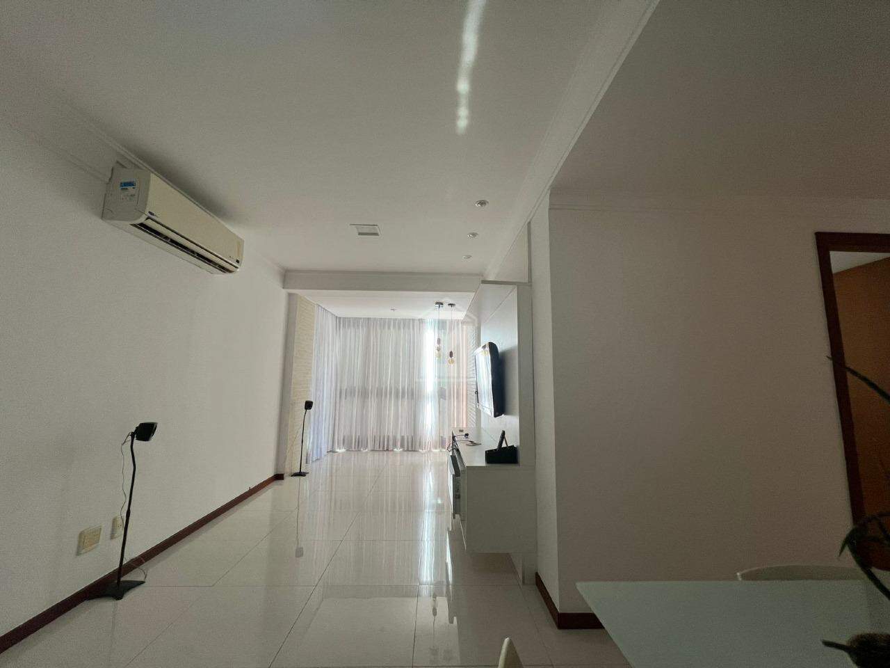 Apartamento para alugar com 3 quartos, 93m² - Foto 4