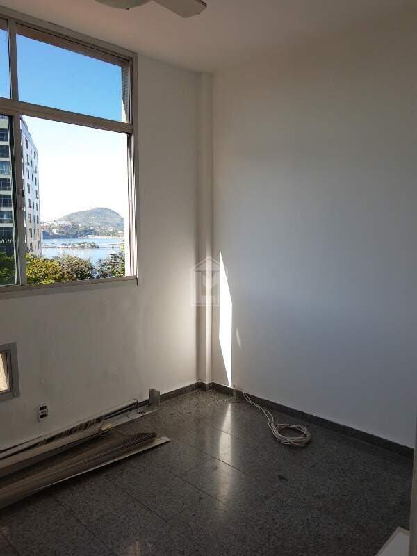 Apartamento à venda com 3 quartos, 110m² - Foto 6