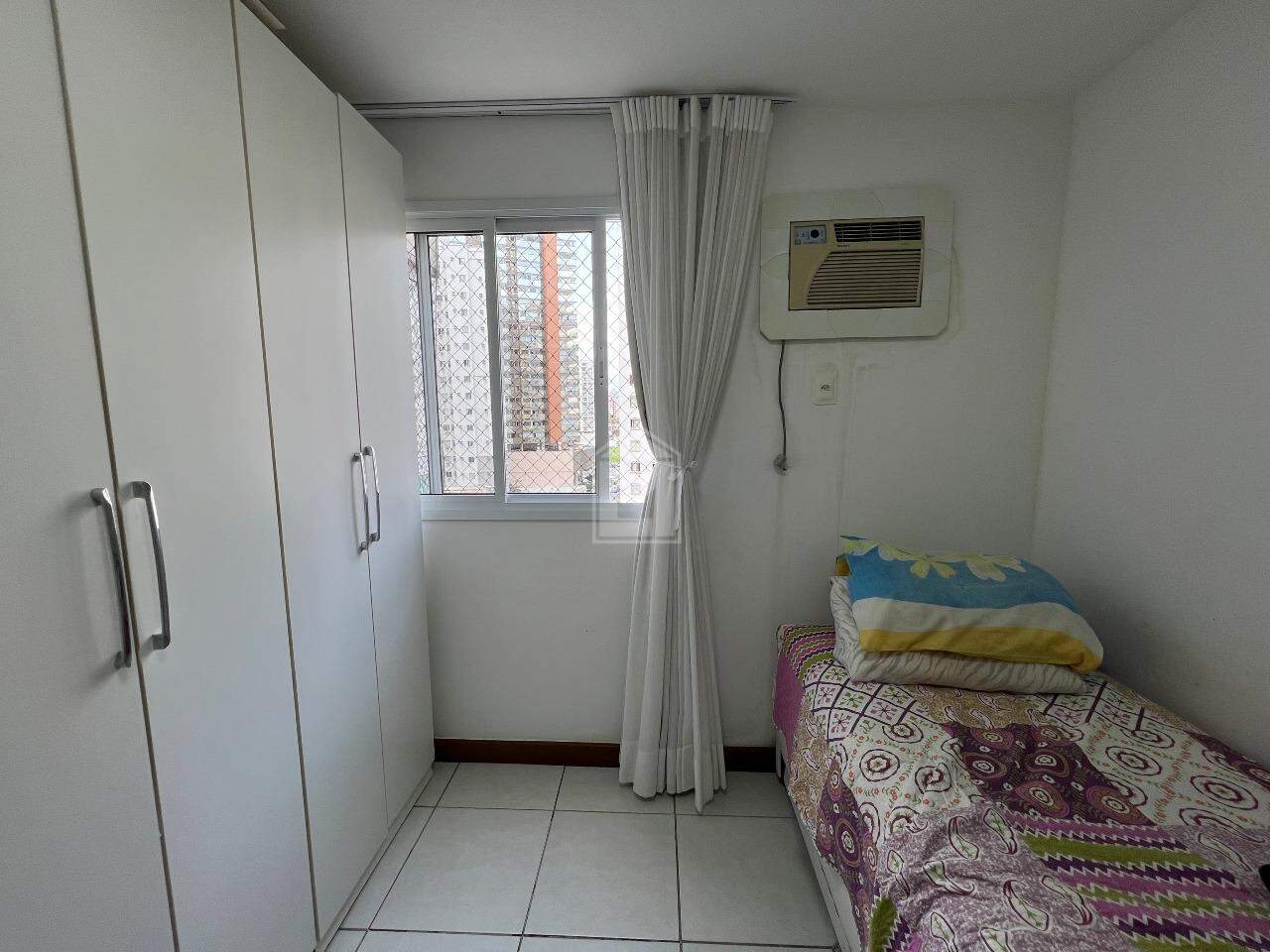 Apartamento para alugar com 2 quartos, 65m² - Foto 8