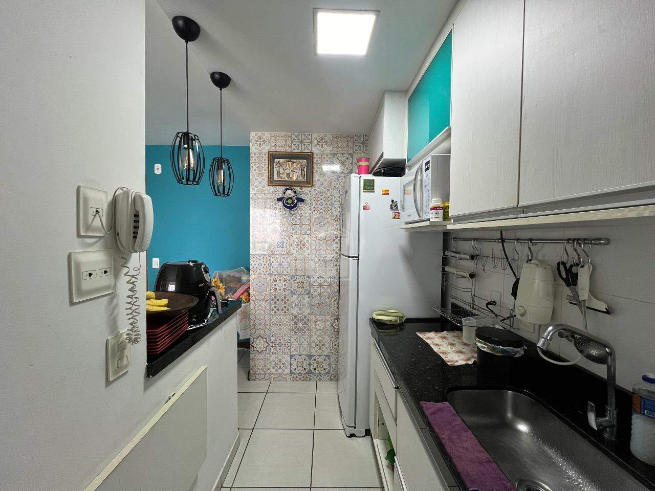 Apartamento para alugar com 2 quartos, 65m² - Foto 4