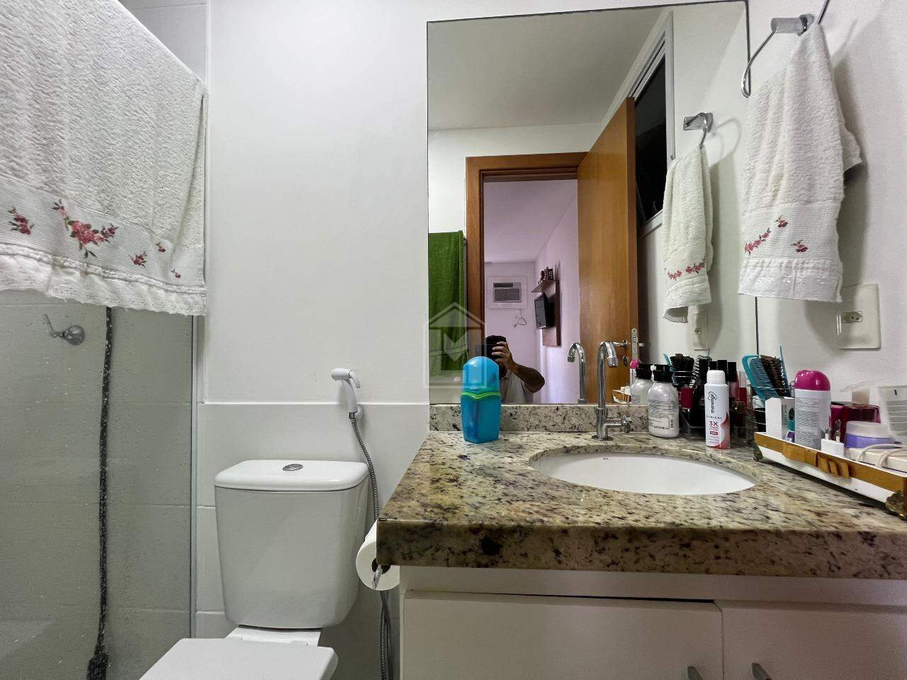 Apartamento para alugar com 2 quartos, 65m² - Foto 11