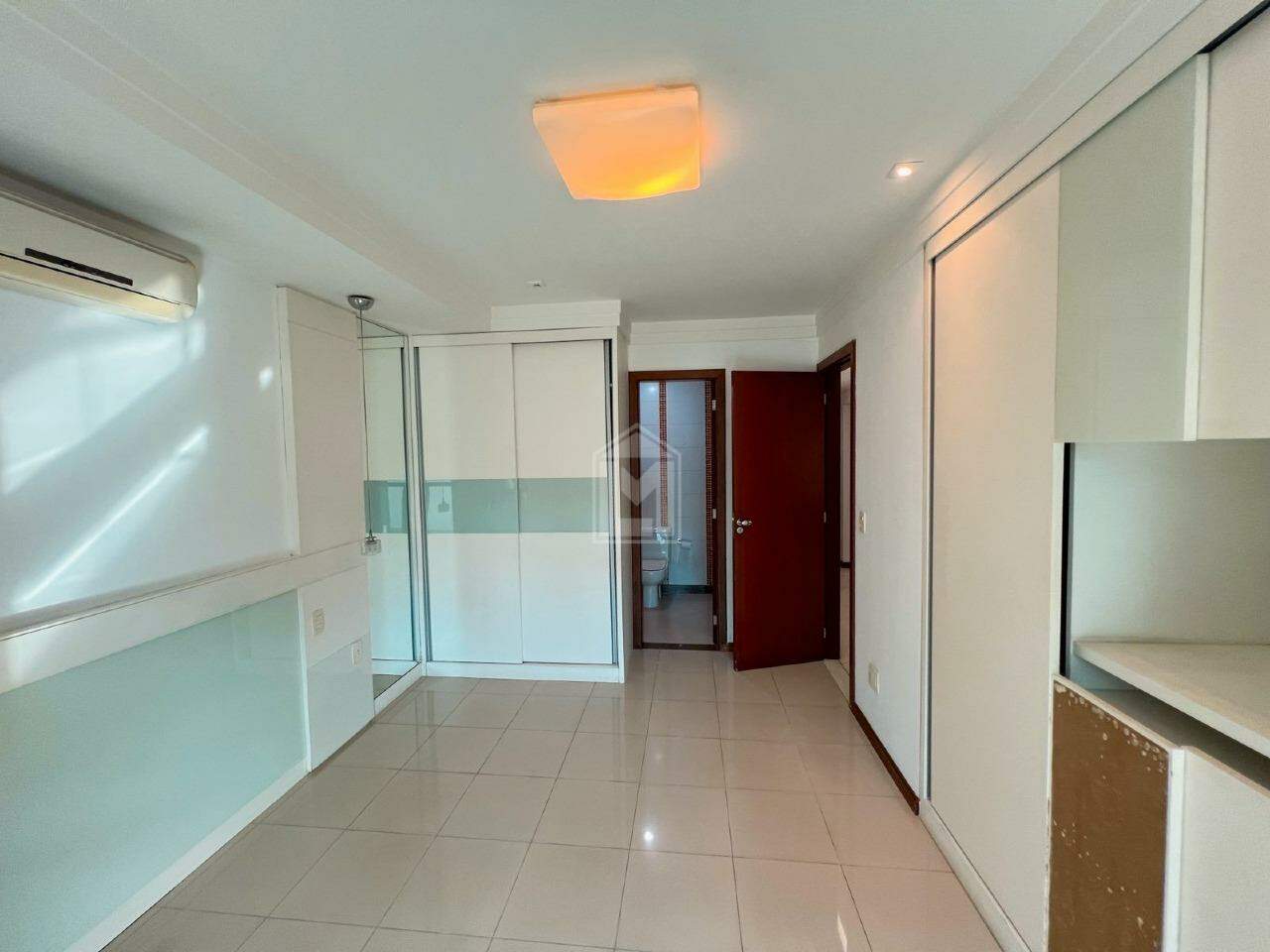 Apartamento à venda com 3 quartos, 140m² - Foto 13