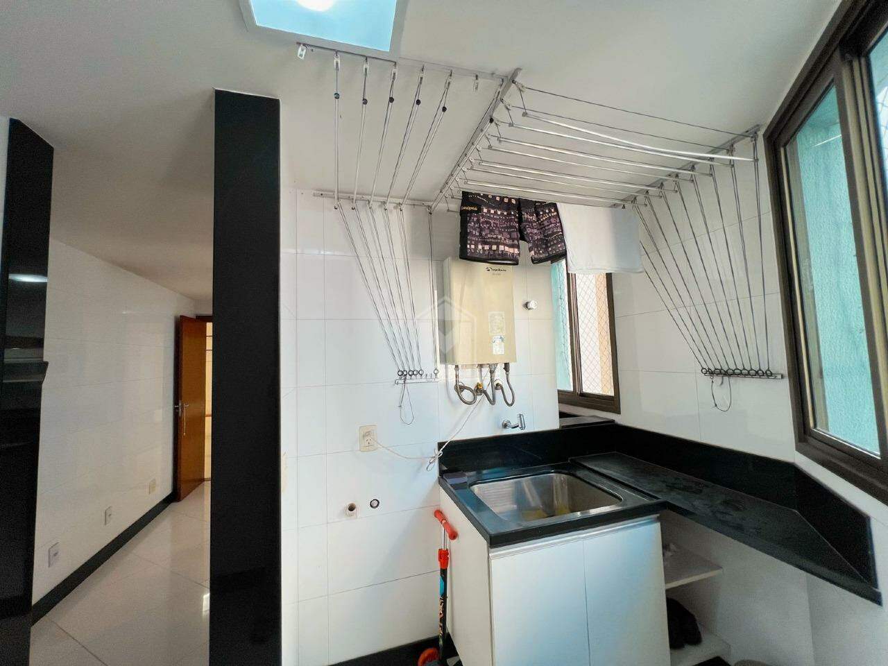 Apartamento à venda com 3 quartos, 140m² - Foto 28