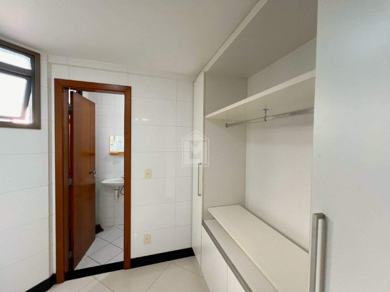 Apartamento à venda com 3 quartos, 140m² - Foto 27