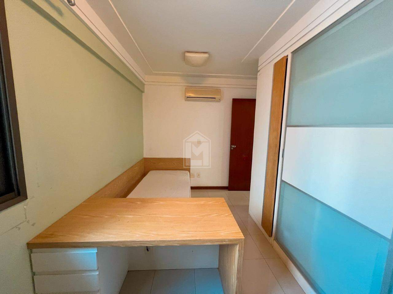 Apartamento à venda com 3 quartos, 140m² - Foto 10