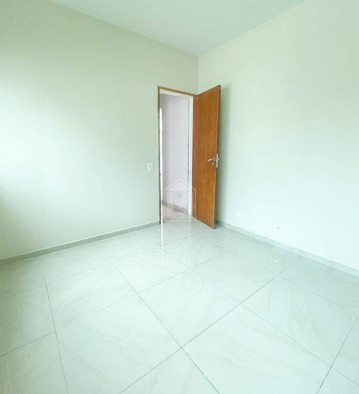 Apartamento à venda com 2 quartos, 80m² - Foto 6