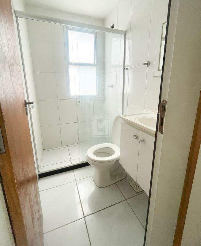 Apartamento à venda com 2 quartos, 80m² - Foto 13