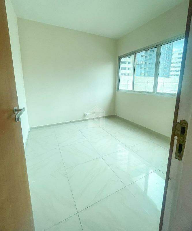 Apartamento à venda com 2 quartos, 80m² - Foto 7