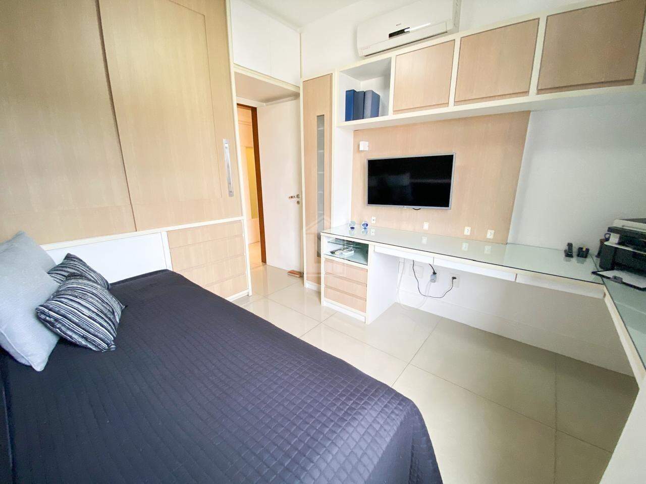 Cobertura à venda com 3 quartos, 240m² - Foto 12