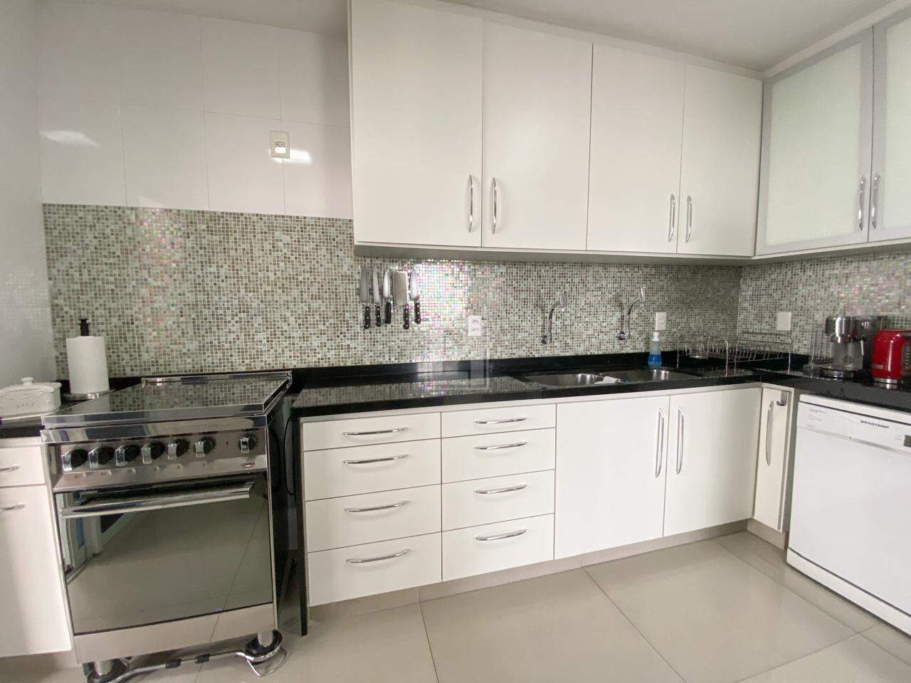 Cobertura à venda com 3 quartos, 240m² - Foto 16