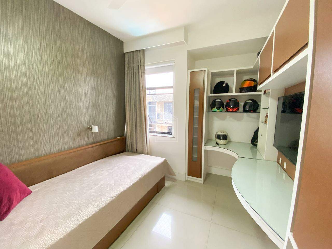 Cobertura à venda com 3 quartos, 240m² - Foto 9