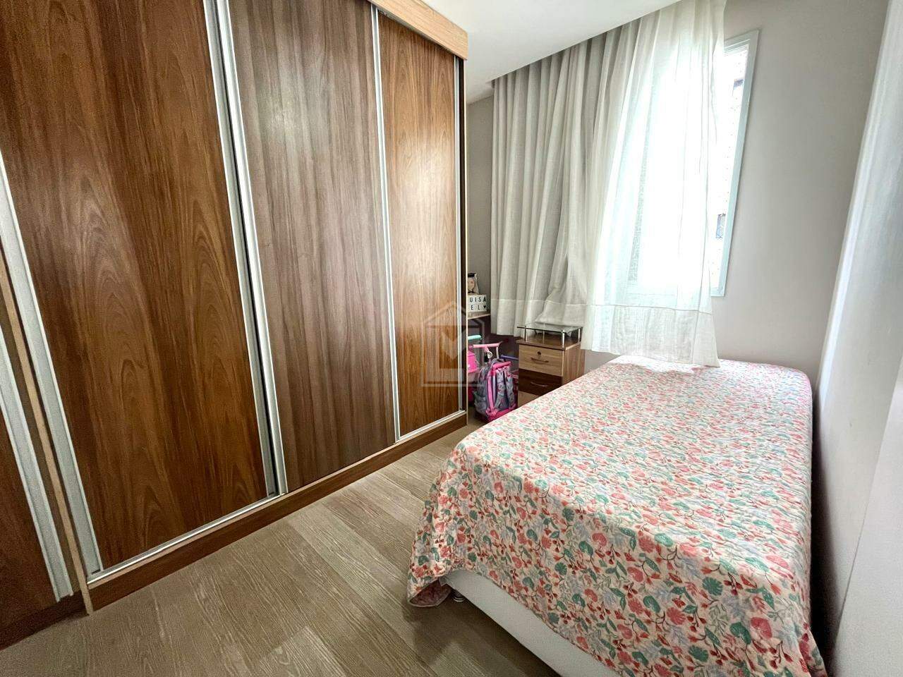 Apartamento à venda com 3 quartos, 85m² - Foto 18