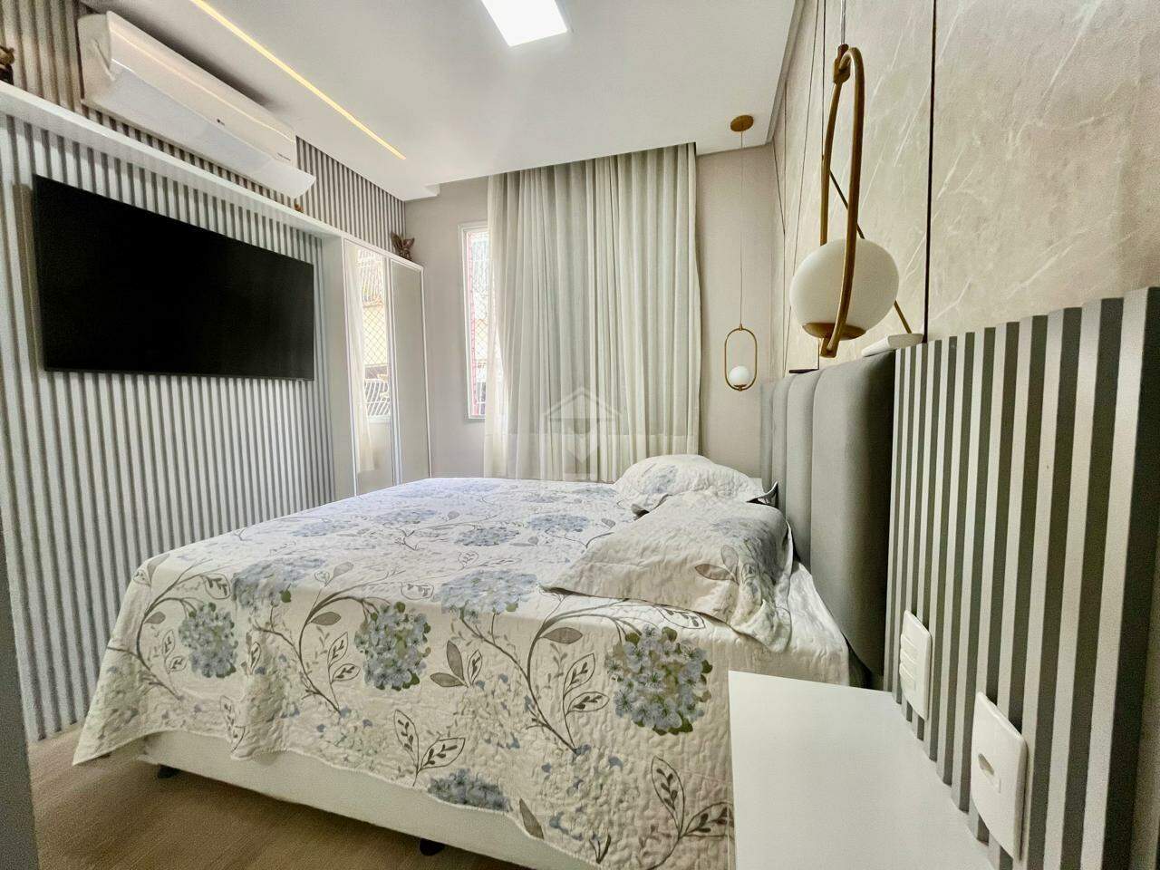 Apartamento à venda com 3 quartos, 85m² - Foto 13