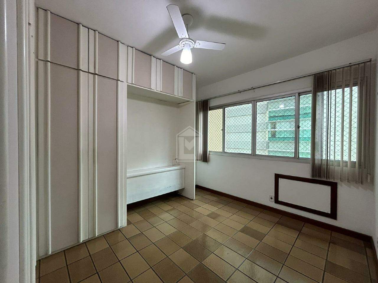 Apartamento para alugar com 2 quartos, 80m² - Foto 11