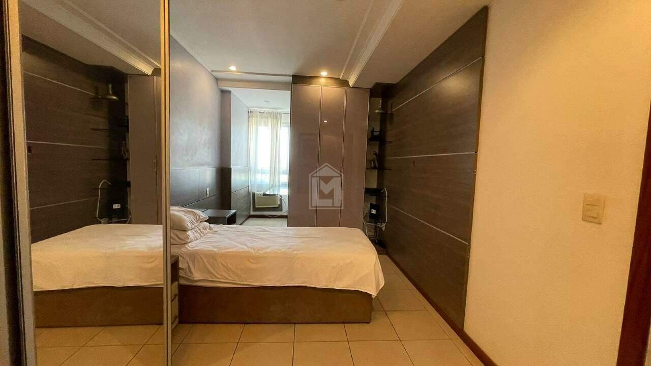 Apartamento para alugar com 4 quartos, 160m² - Foto 14