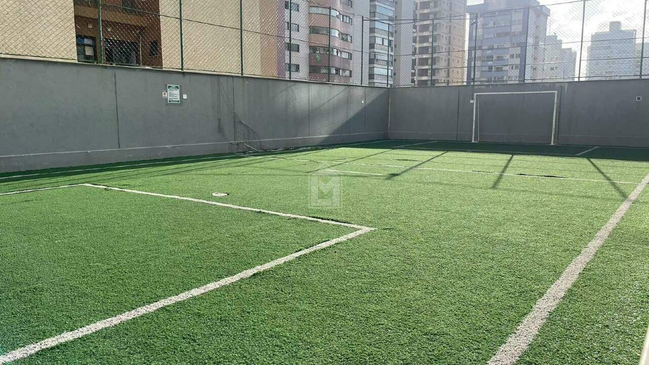 Apartamento para alugar com 4 quartos, 160m² - Foto 19