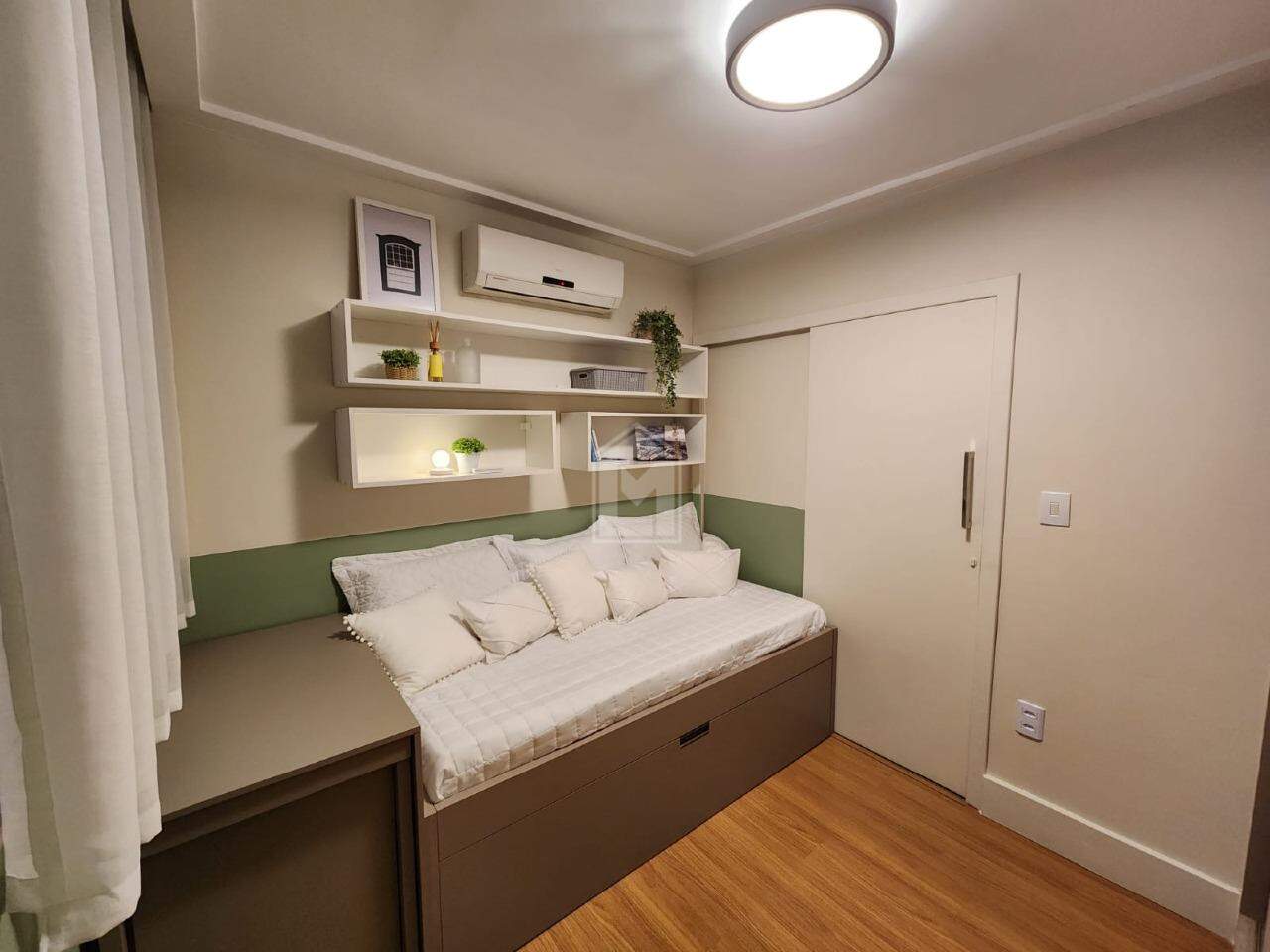 Apartamento à venda com 2 quartos, 70m² - Foto 10