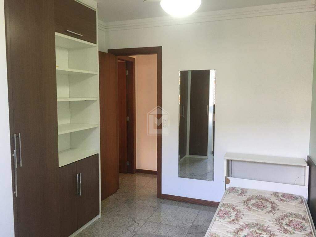 Apartamento à venda com 3 quartos, 130m² - Foto 11