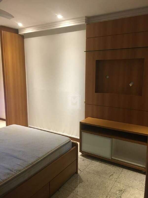 Apartamento à venda com 3 quartos, 130m² - Foto 13