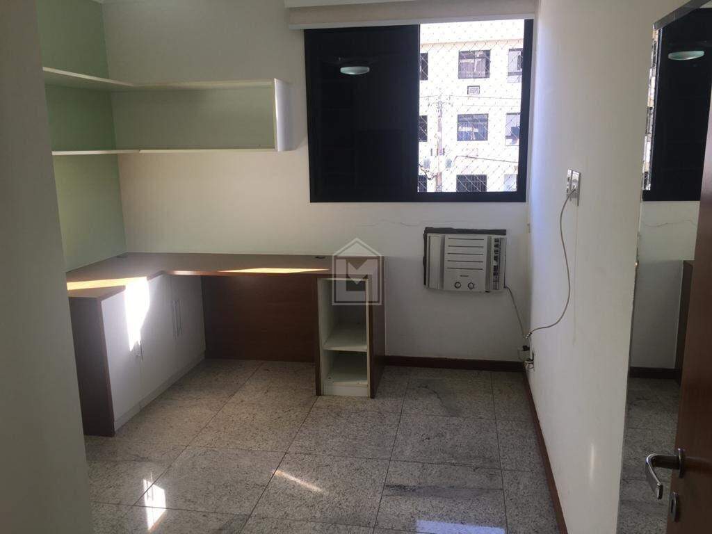 Apartamento à venda com 3 quartos, 130m² - Foto 8