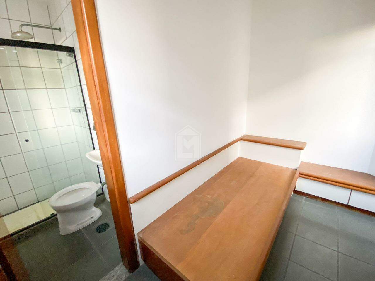 Apartamento à venda com 4 quartos, 240m² - Foto 30