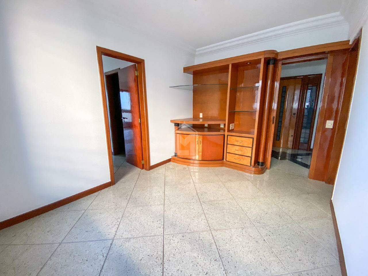 Apartamento à venda com 4 quartos, 240m² - Foto 16