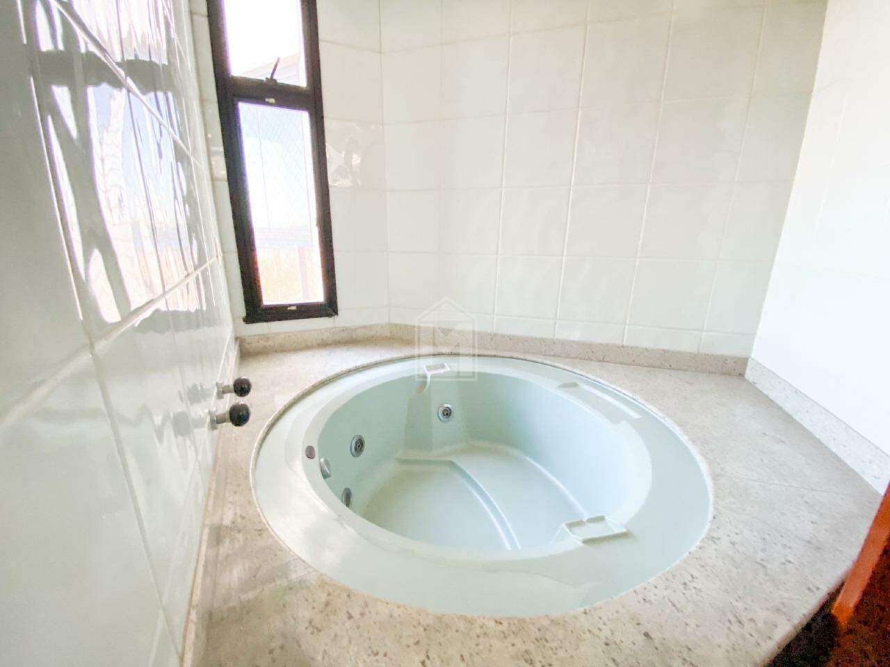 Apartamento à venda com 4 quartos, 240m² - Foto 19