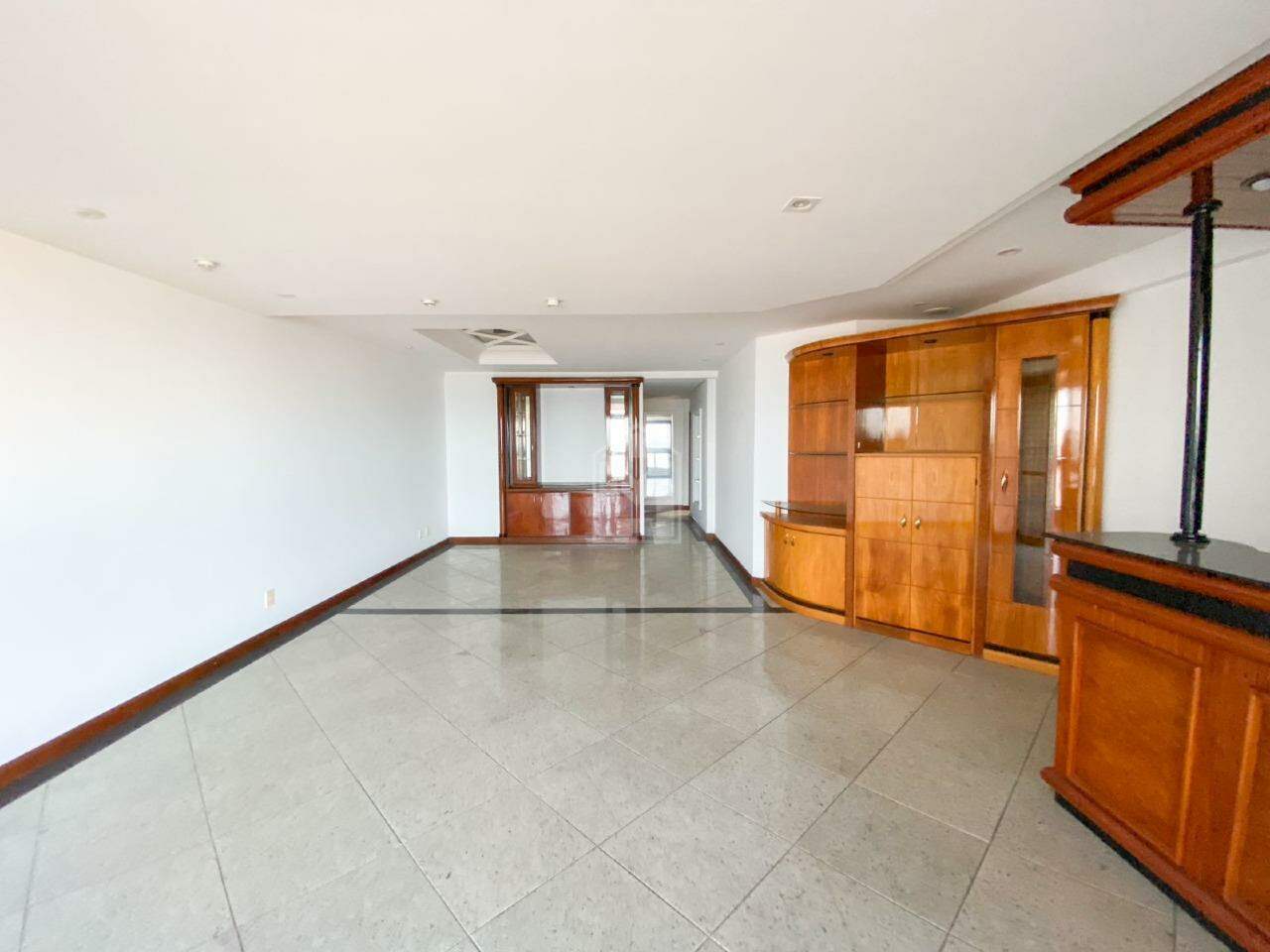 Apartamento à venda com 4 quartos, 240m² - Foto 14