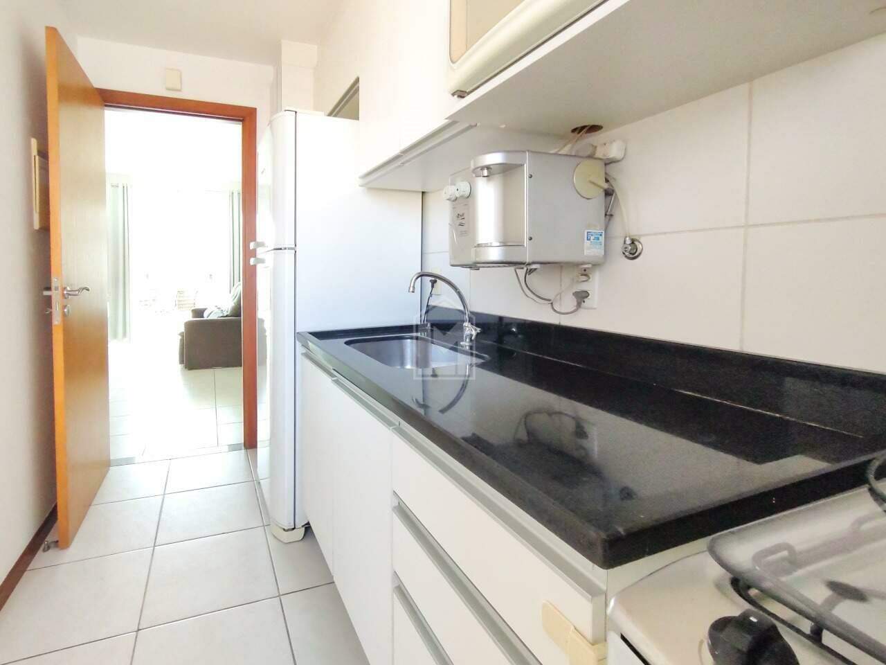 Apartamento para alugar com 2 quartos, 66m² - Foto 6