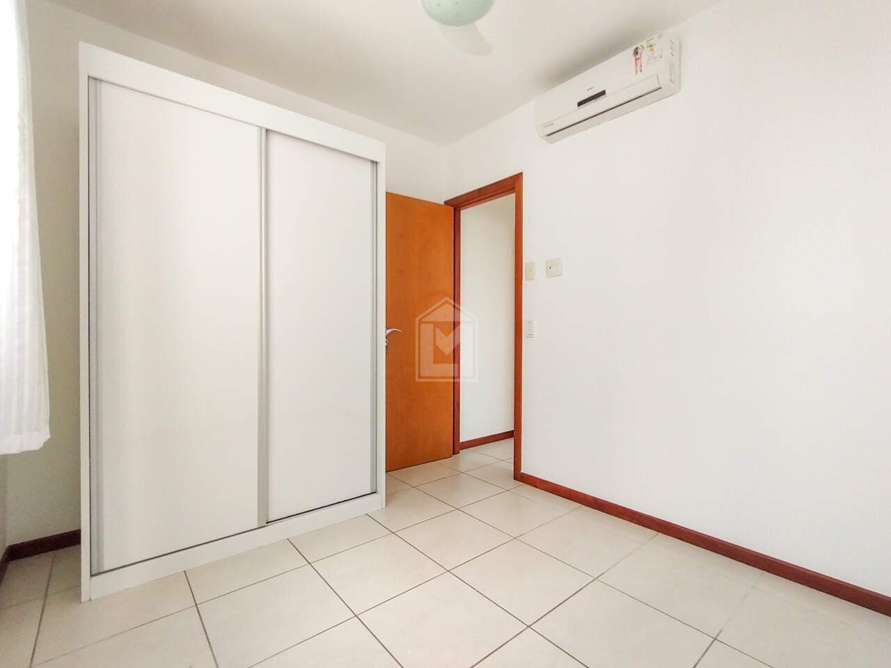 Apartamento para alugar com 2 quartos, 66m² - Foto 8